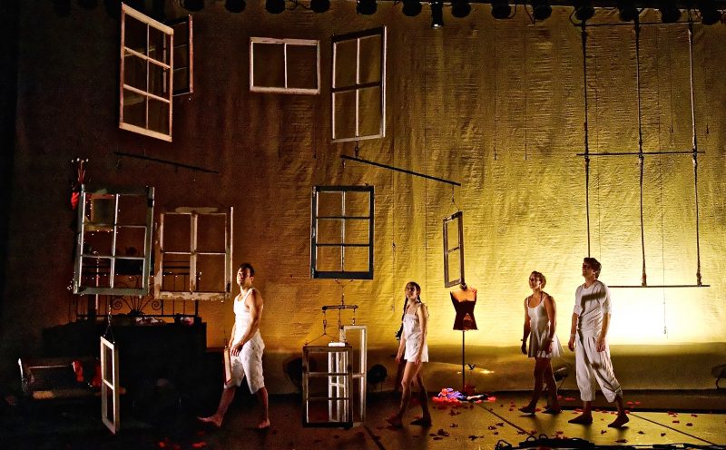 Le Sorelois Jonathan Brochu fait partie des acrobates et des producteurs d’un nouveau spectacle Fen[^]tre. | Photo : Gracieuseté