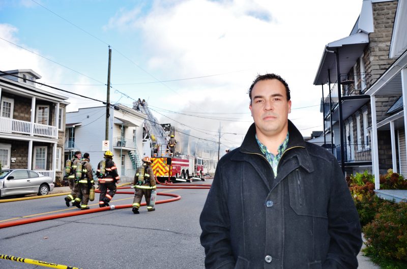 Le bon Samaritain Carl Boisvert a aidé lors de l’évacuation des appartements sur la rue Adélaïde où l’incendie a eu lieu le 4 novembre. | Photo: TC Média – Julie Lambert