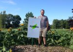 Un jeune entrepreneur propose la livraison de ses légumes frais à domicile