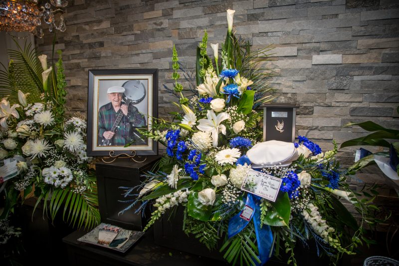 Plusieurs personnes ont assisté aux funérailles de Normand l'Amour qui avait lieu aujourd'hui. | Photos: TC Média - Pascal Cournoyer