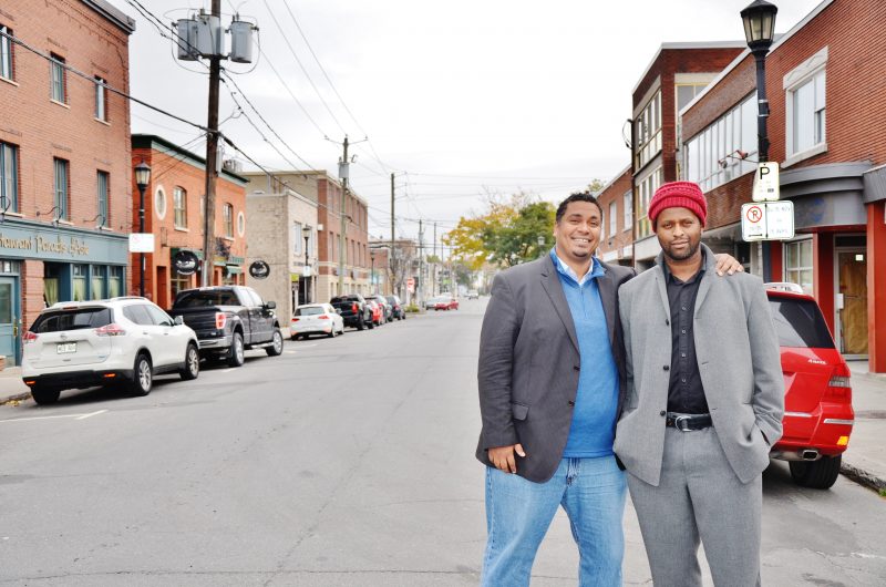 Les frères Steve et Bradley Saint-Louis veulent utiliser leur commerce situé au 36 rue Augusta pour redynamiser la rue. | Photo: RC Média - Julie Lambert