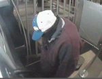 Suspect recherché pour vol d’argent et de cartes bancaires