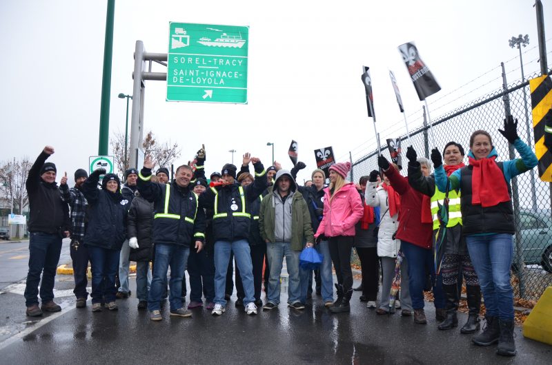 Les employés de la traverse ont manifesté, à rotation, durant les 48 heures de la grève. | TC Média - Sarah-Eve Charland