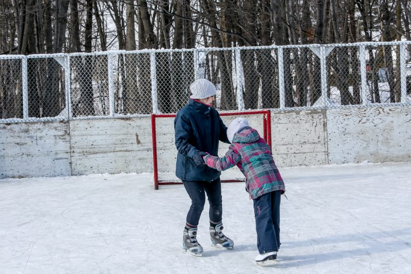 Les patinoires extérieures ont été ouvertes au début du mois de janvier. | TC Média - Pascal Cournoyer