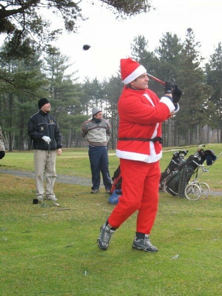 En 2006, une poignée de joueurs avait foulé le terrain du Club de golf Les Dunes, le jour de Noël | Gracieuseté - Jasmin Frappier