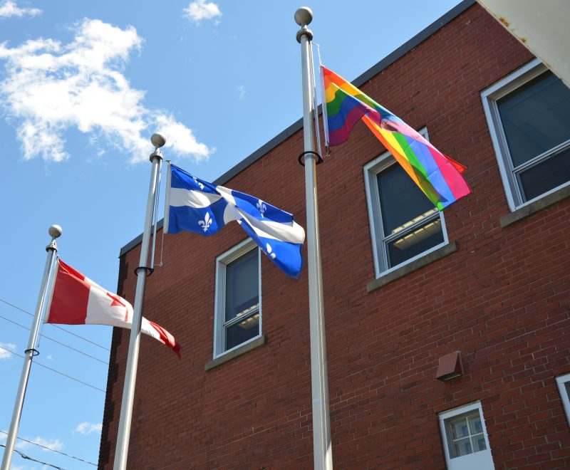 Comme chaque année, la MRC de Pierre-De Saurel hissera le drapeau arc-en-ciel pour souligner la Journée de lutte contre l’homophobie, le 17 mai. | Photo: TC Média - Archives
