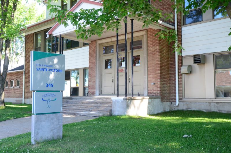 L'école Sainte-Victoire est considérée comme établissement Vert Brundtland depuis le 1er juin 2012. | TC Média - archives
