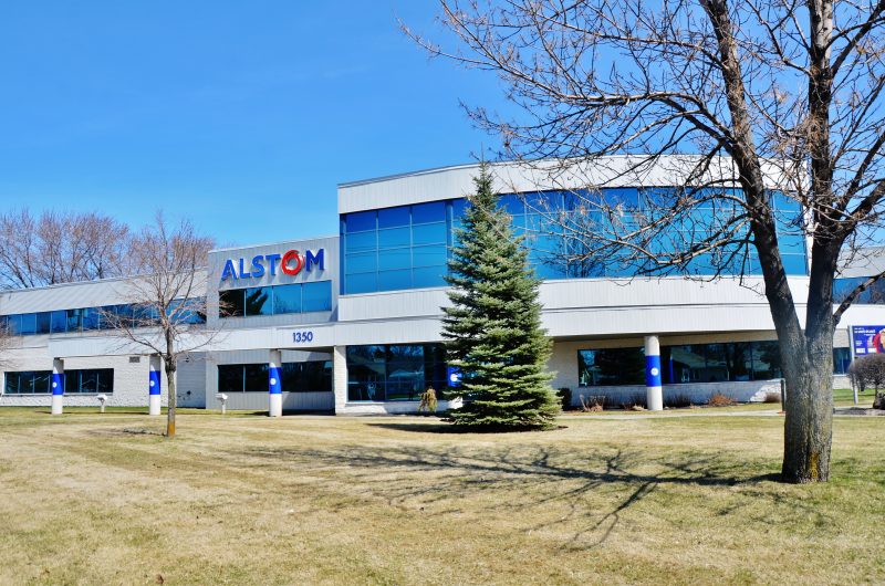 General Electric (anciennement Alstom) compte toujours déménager son centre administratif vers la Rive-Sud de Montréal malgré une rencontre positive avec des intervenants économiques et des politiciens de la région le 3 mai. | TC Média - Julie Lambert