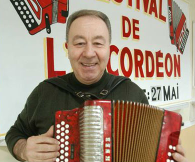 L'accordéoniste Guy Rousseau savait animer spectacles et festivals. | Photo TC Média - Archives