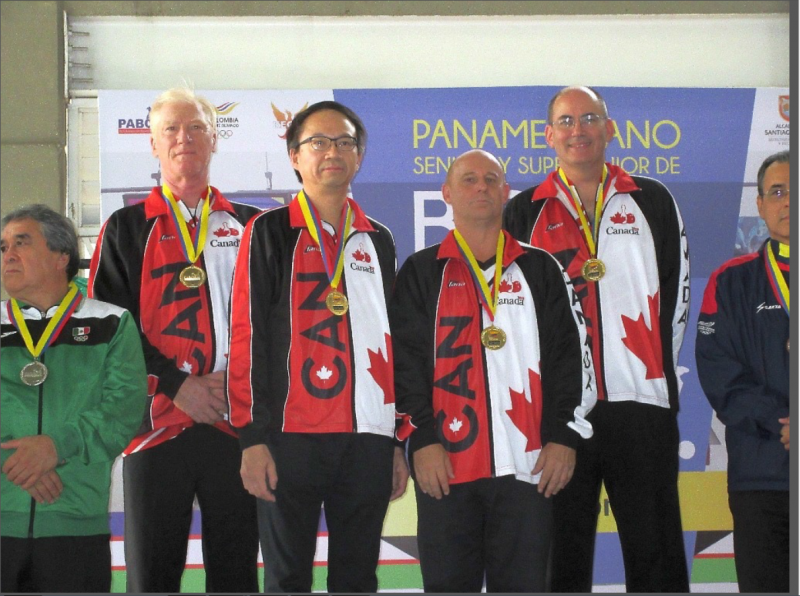 Richard Lafleur (à gauche), en compagnie de ses coéquipiers, a remporté deux médailles d’or au championnat international. | Gracieuseté