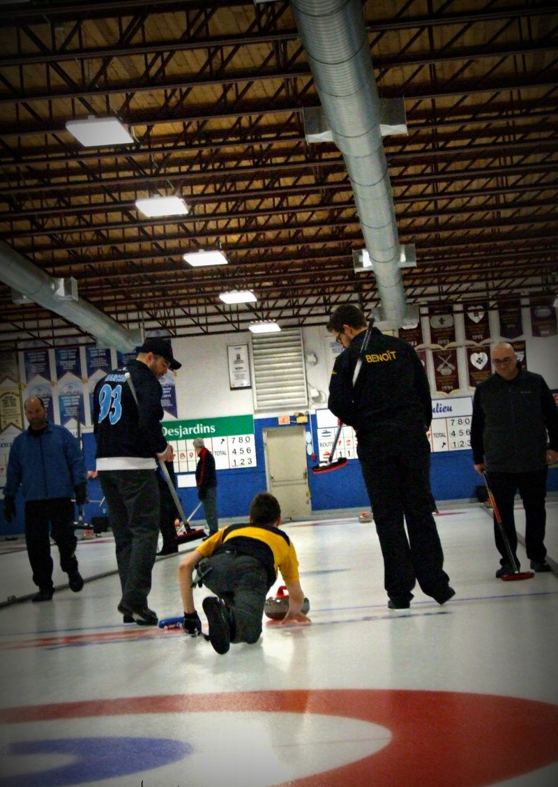 Le curling est en effervescence à Sorel-Tracy. | Photo: gracieuseté – Marie Castonguay