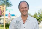 Le citoyen Yves Allard embauché par le Festival de la gibelotte