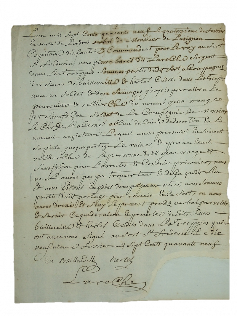 Le procès-verbal rédigé au fort Saint-Frédéric à la suite de la recherche infructueuse d’un déserteur et signé par Étienne Hertel de Saint-François-du-Lac. | Photo: Germain Martin