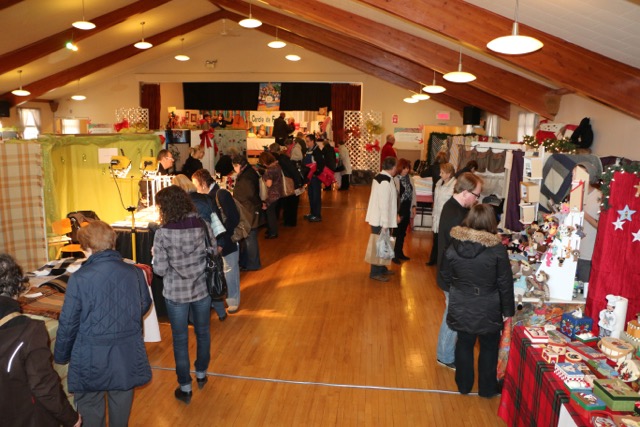 Entre 900 et 1000 personnes participent chaque année au Salon des métiers d’art de Saint-Ours. | Photos: Gracieuseté