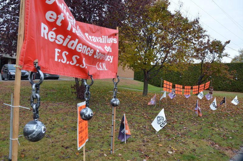 Le Syndicat des travailleurs de la Résidence Sorel-Tracy est aussi en grève aujourd'hui. | TC Média - Sarah-Eve Charland