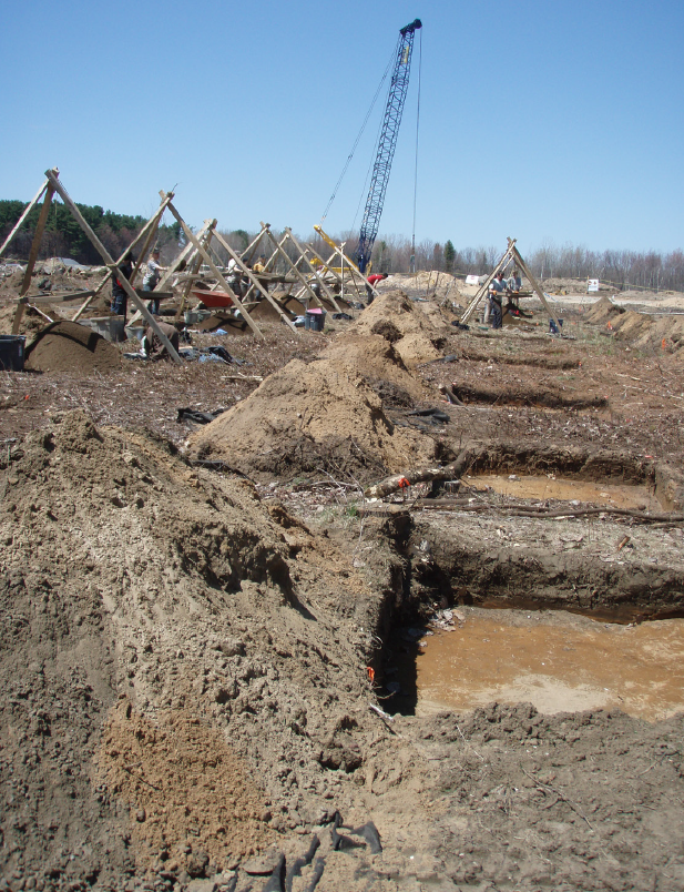 Une quarantaine d’archéologues ont été mis à contribution. Ils ont excavé plus de 3770 mètres carrés de terrain | Tirée du rapport