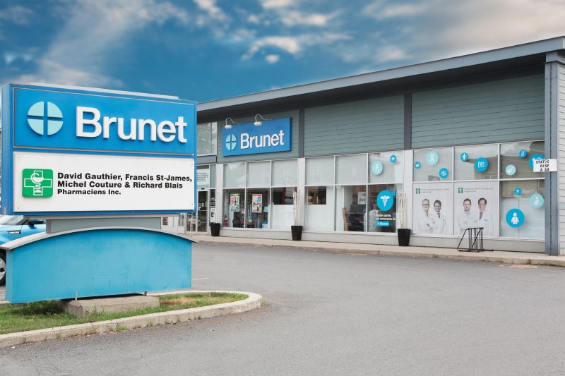 La pharmacie Brunet de Contrecœur a été entièrement rénovée. (Photo: gracieuseté)