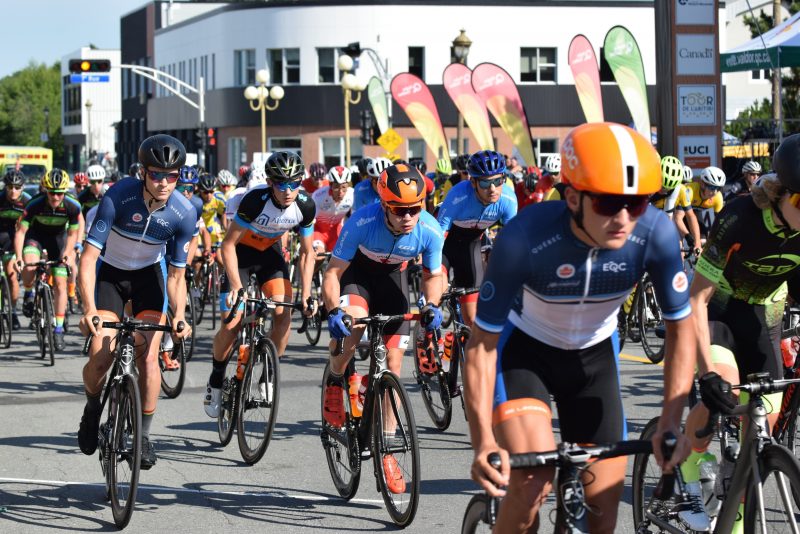 Félix Dalpé, Tristan Jussaume et Félix Robert, du club cycliste Dynamiks de Contrecœur, ont pris part à la 50e édition du Tour de l’Abitibi, du 16 au 22 juillet.  (Photo : Stéphane Jussaume)