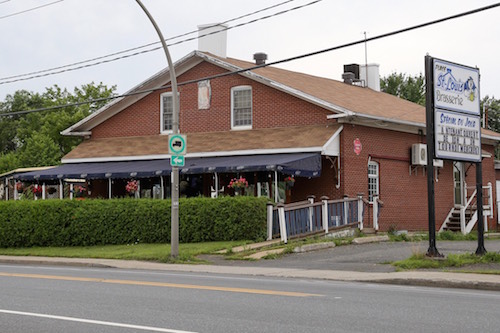La Brasserie Saint-Louis est située sur la route Marie-Victorin dans le secteur Tracy. 
Phototèque | Les 2 Rives ©