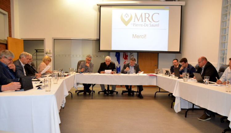 Les élus de la MRC ont choisi unanimement d'appuyer les médias locaux et régionaux d'information. 
Photothèque | Les 2 Rives © 