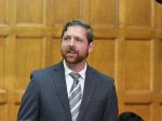 Érosion des berges : le député Xavier Barsalou-Duval dénonce l’absence de réponse du ministre Garneau