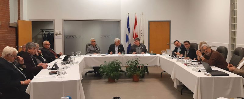Les 12 maires ont tenu une rencontre à huis clos, le 9 novembre. Photothèque