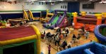 Des jeux gonflables au Cégep de Sorel-Tracy pendant les Fêtes