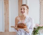 Un premier livre de cuisine pour Jojo dans le frigo