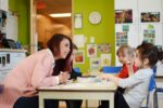 Les éducatrices à l’enfance peuvent faire reconnaître leurs acquis gratuitement