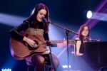Un duo musical féminin à la finale régionale de Cégeps en spectacle