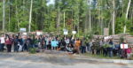 Une centaine de personnes marchent pour la justice sociale et climatique