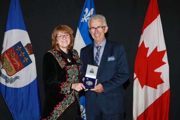 Paul-André Bégin honoré par la Médaille de la Lieutenante-gouverneure