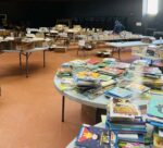 Une foule record pour la vente de livres au profit de L’Ardoise